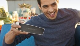 BoseSoundLinkMiniBluetoothSpeaker_3