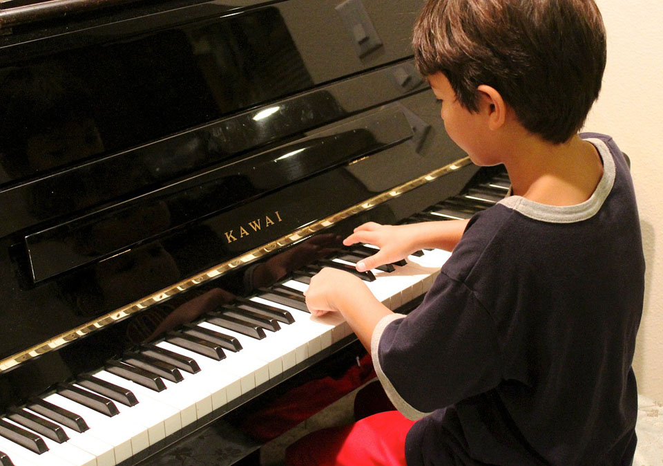 benefit of learning to play the piano for children benefit of learning to play the piano for children