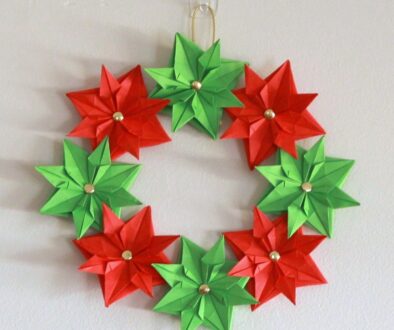 Christmas Paper Origami Wreath Christmas Paper Origami Wreath