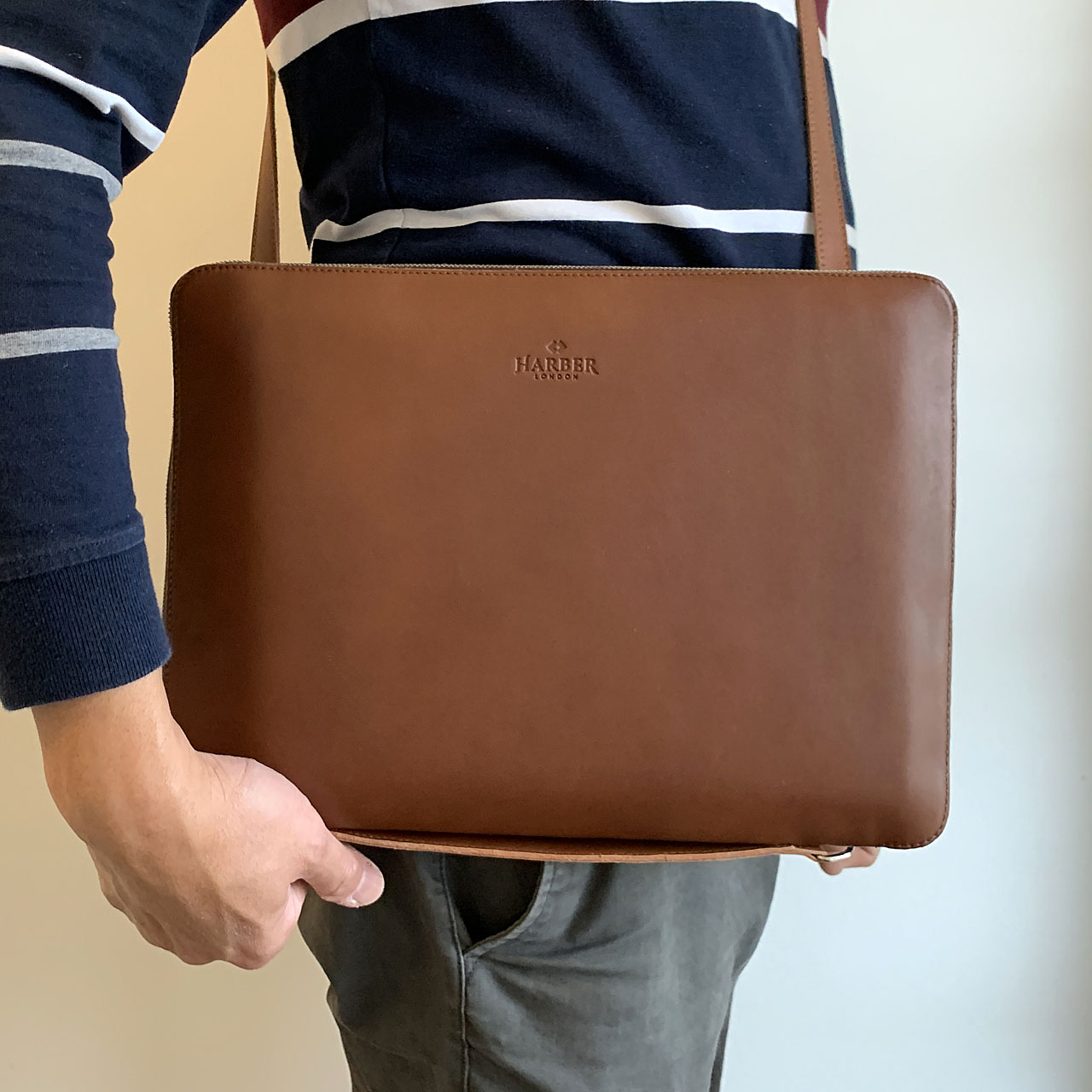 Harber London's Nomad Organiser for iPad Pro and MacBook Pro Colour