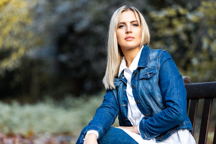 Build self confidence woman-portrait-sitting-down