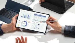 HUAWEI MateBook E with M Pencil and Smart Magnetic Keyboard