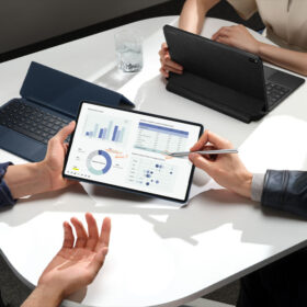 HUAWEI MateBook E with M Pencil and Smart Magnetic Keyboard HUAWEI MateBook E with M Pencil and Smart Magnetic Keyboard