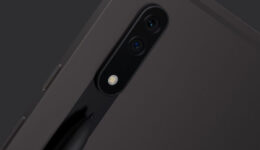galaxy-tab-s8-ultra-graphite-back-top-explore