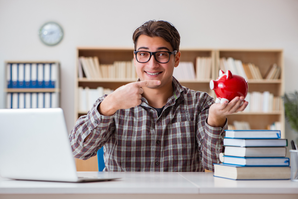 student saving emergency fund