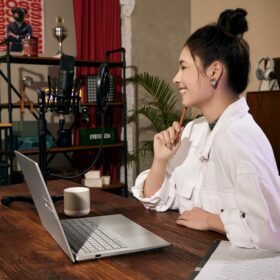 Laptop for Students University and College Laptop for Students University and College
